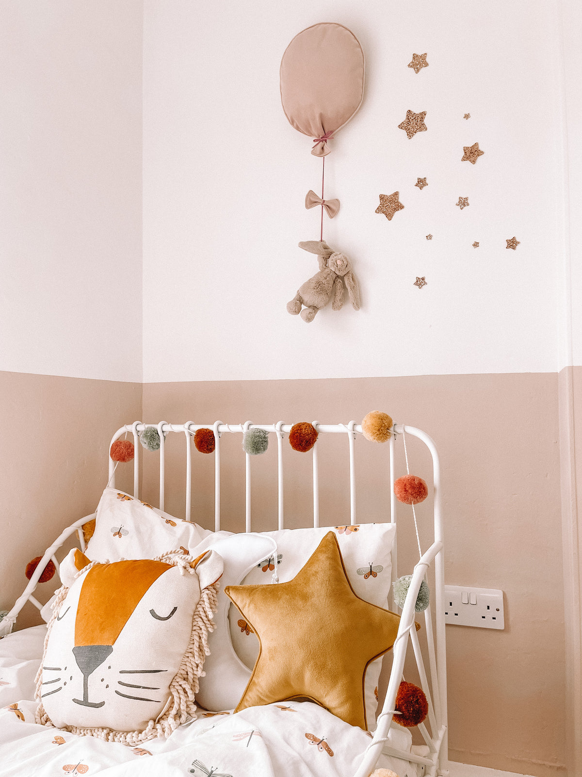 Velvet Balloon Wall Hanging